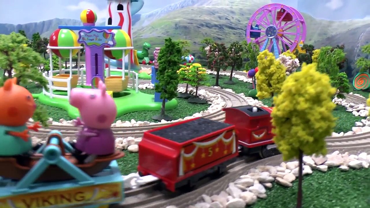 Thomas The Train Kids Peppa Pig Play Doh Wheels On The Bus Train Version Grandpa Pigs Mus