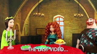 Brave Mini Movie Stars Anna as Merida Saves Queen Elinor, Part 2 with Frozen Elsa. DisneyToysFan