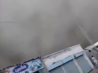 Very strong storm turns day into night at Balochistan, Pakistan