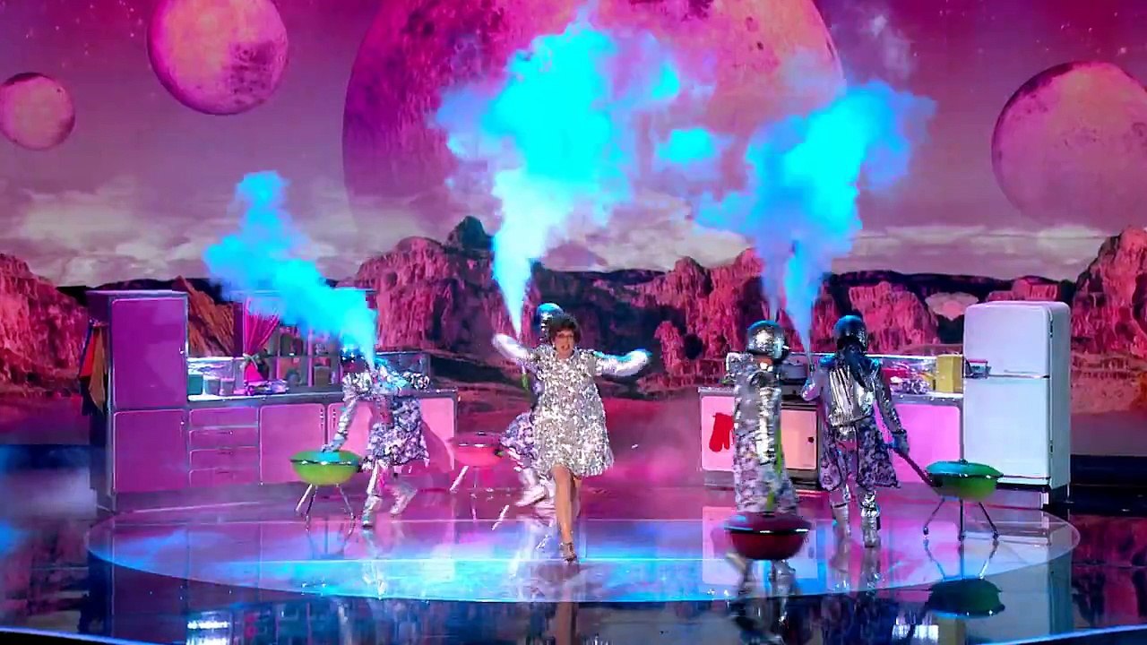 Lorraine Bowen's singing is out of this world! | Semi-Final 1 | Britain's Got Talent 2015