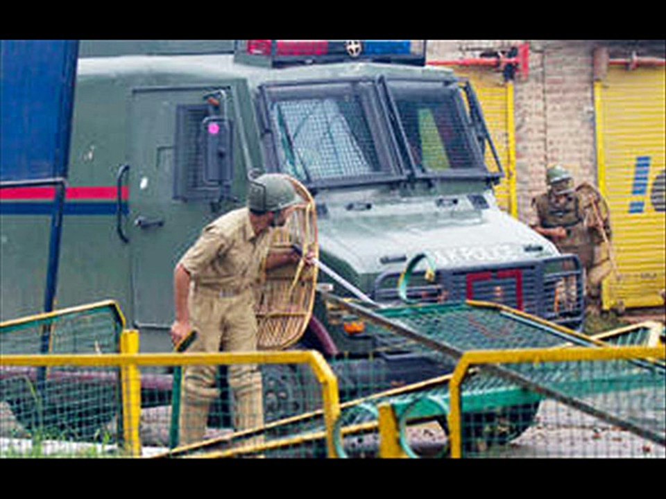 Ye Kesi Tasveer Bana De Tun NY Hundustan Ke Umer Kashmiri Tarana