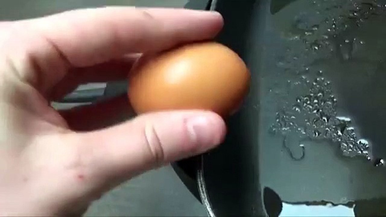 How To Perfectly Cook an Egg in 3 Seconds comedy