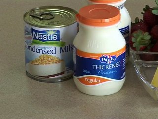 "Strawberry & Cream Dessert" Bajias Cooking