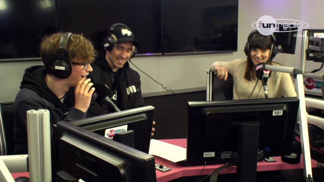 Jimmy Labeeu tente le Pourquoi Tu M'appelles - Marion et Anne-So