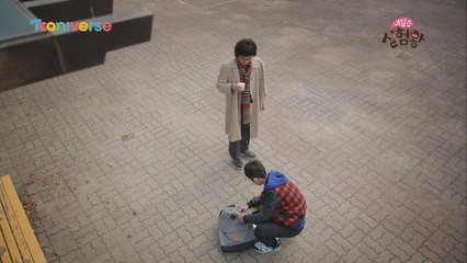 정명훈(가설 선생님)의 등장! 뭐야, 아저씨 책장사에요??