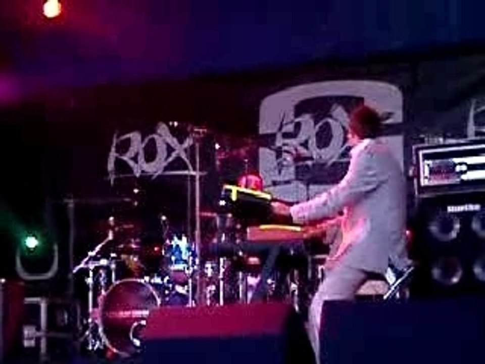 Fun Lovin Criminals Live at the Rox 2