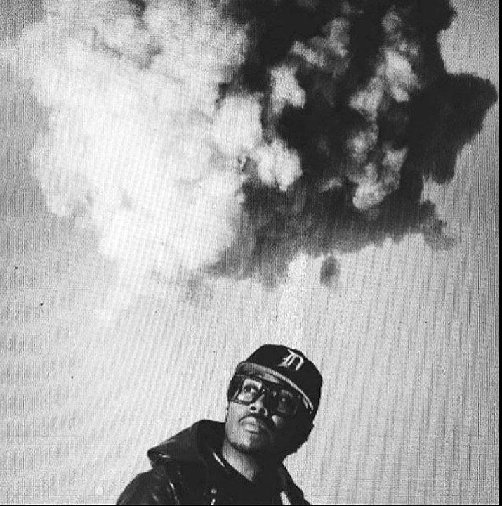 ELZHI – ‘ALIENATED’ (FEAT. SMITTY)