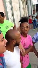 Pelea cayejera entre dos mujeres en La Habana