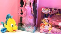 Boneca Princesa Ariel Coleção Princesas Disney Aladdin do filme Disney A Pequena Sereia em Portugues