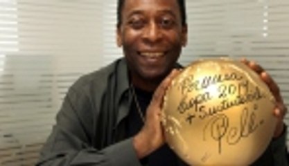 Pele eşyalarını satıyor