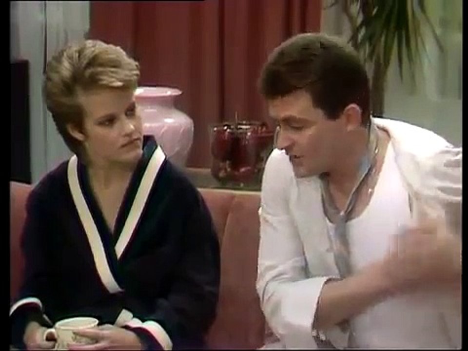 Neighbours ( 1985 ) E094