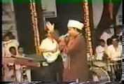 Mere mehboob qayamat hogi-Kishore Kumar Live