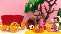 Playmobil Story Lena et Chrissy font un pique nique dans la forêt féérique