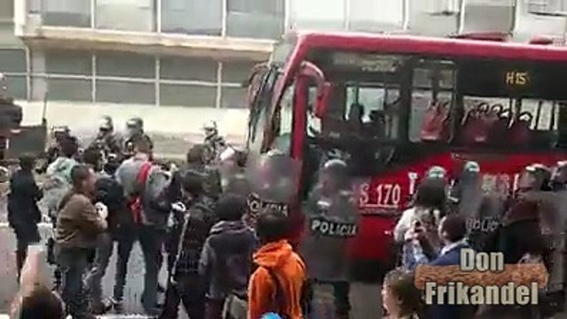 Cencored by Colombian TV: Manifestaciones en Bogota, Colombia.