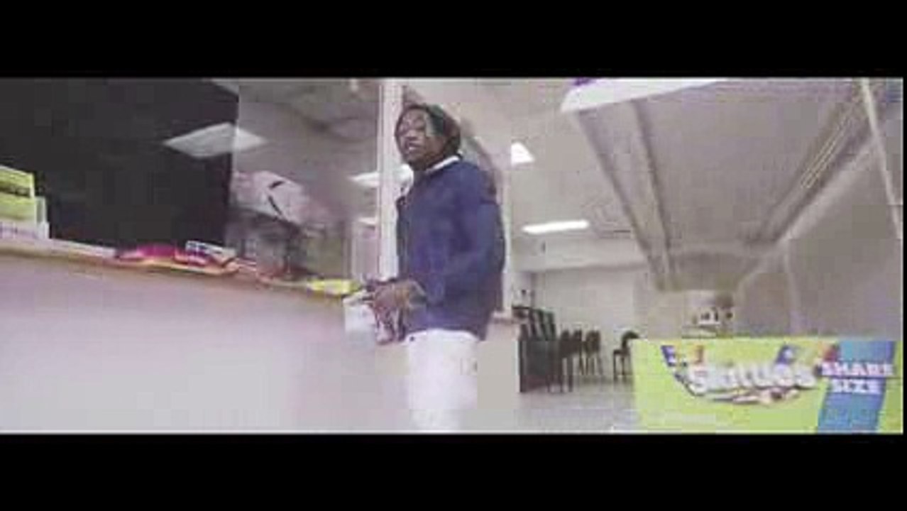 Cash Out - Extra (Official Video)