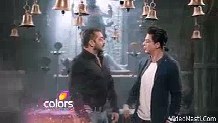 Télécharger la video: Bigg Boss 9 Mein Shah Rukh Khan And Salman Khan