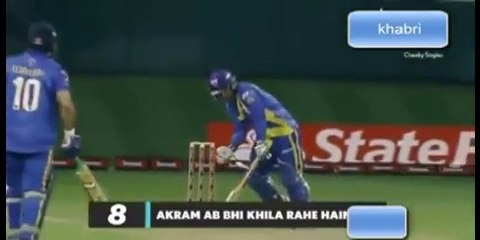 Indian Tv Anchor Joking about Waseem Akram