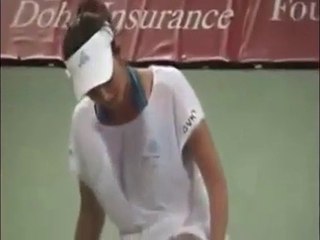 Opps Movment -  OMG SANIA MIRZA FALL DOWN AND CAMERA SCENE