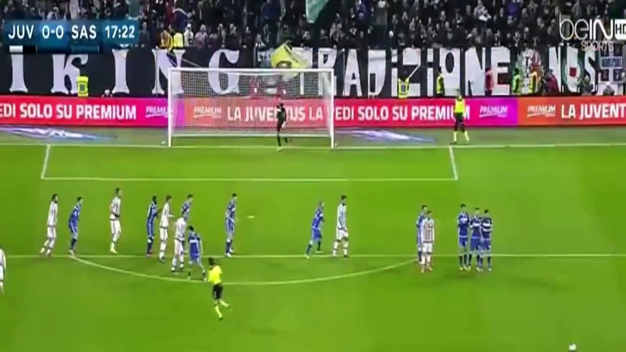Gianluigi Buffon beating the record without a goal to 930min