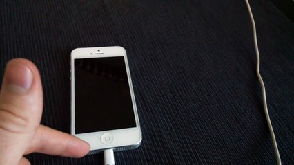 IPHONE 5 ЗАРЯЖАЕТСЯ НО НЕ ВКЛЮЧАЕТСЯ (РЕШЕНИЕ ПРОБЛЕМЫ)