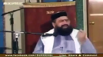 Maulana sahab masjid main beth ker logon ko galian deny ka tareeka btatey huwe- watch video online