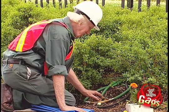 Relax Daily_Epic Old Man - Water Fountain