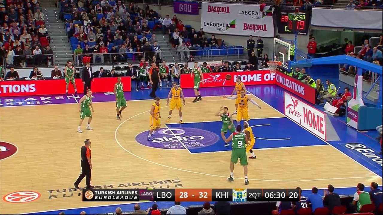 Top 16 Round 10 MVP: Ioannis Bourousis, Laboral Kutxa Vitoria