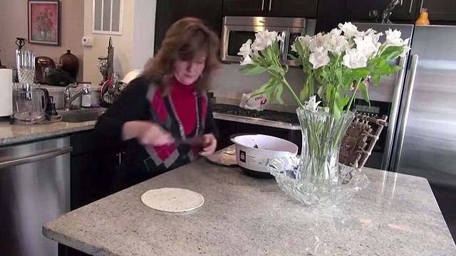 Syrian-Armenian Refugee Tells Her Story of Flight Separation