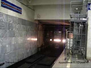 81-717_714 На станции Новогиреево