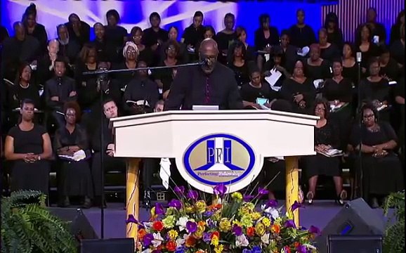Marvin WInans Preaching at Holy Convocation 2014