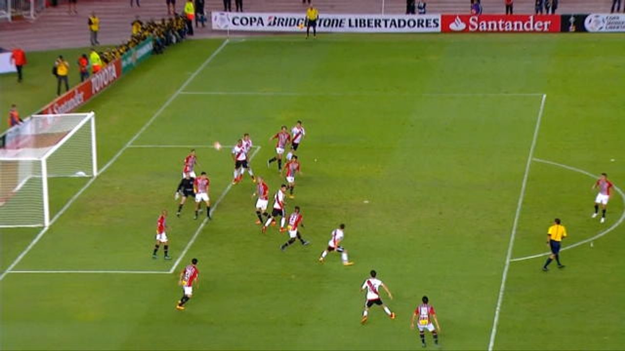 Libertadores - La boulette du gardien de Sao Paulo
