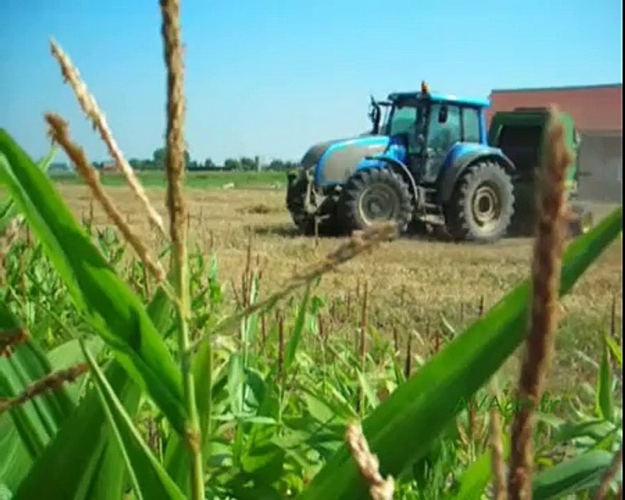 Pressage de paille 2007 avec une presse JOHN DEERE