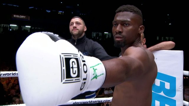 Kick Boxing - Glory : Gros défi pour Cédric Doumbé