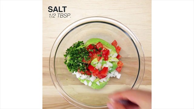 Bacon Guacamole Chicken Bombs