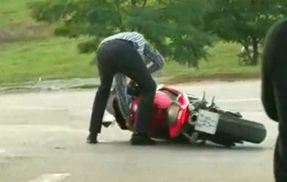 Motorcycle Douchebag Epic Burnout Fail