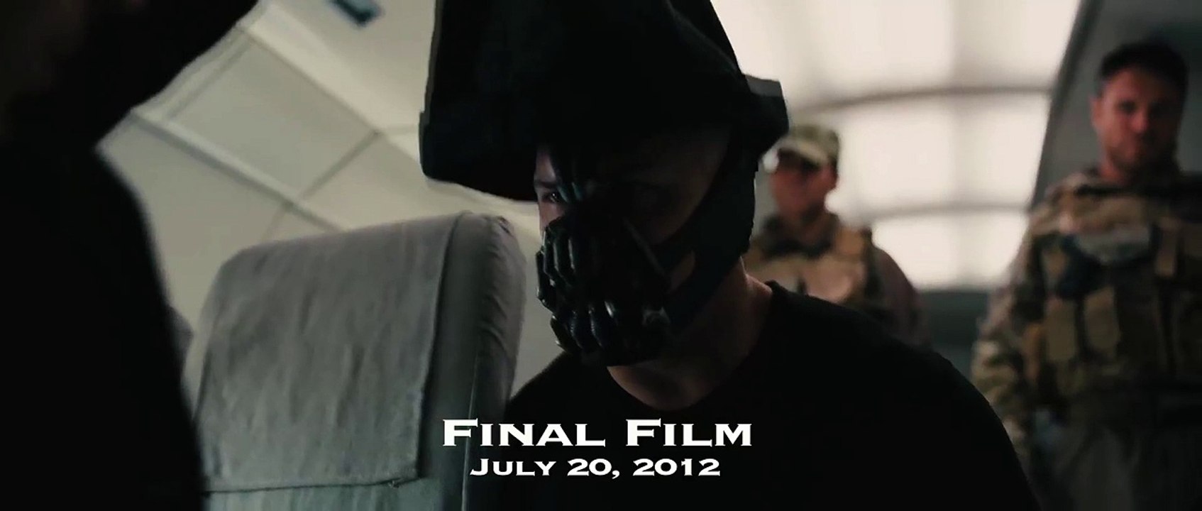 Bane's voice comparison (IMAX prologue vs. Final film)