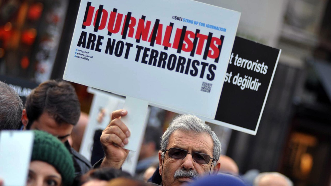 Tightening the grip: Turkey's media takeover - The Listening Post (Full)