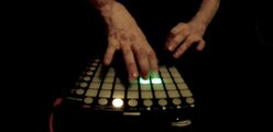 Live Beats (Sample Smashing / Finger Drumming) performance