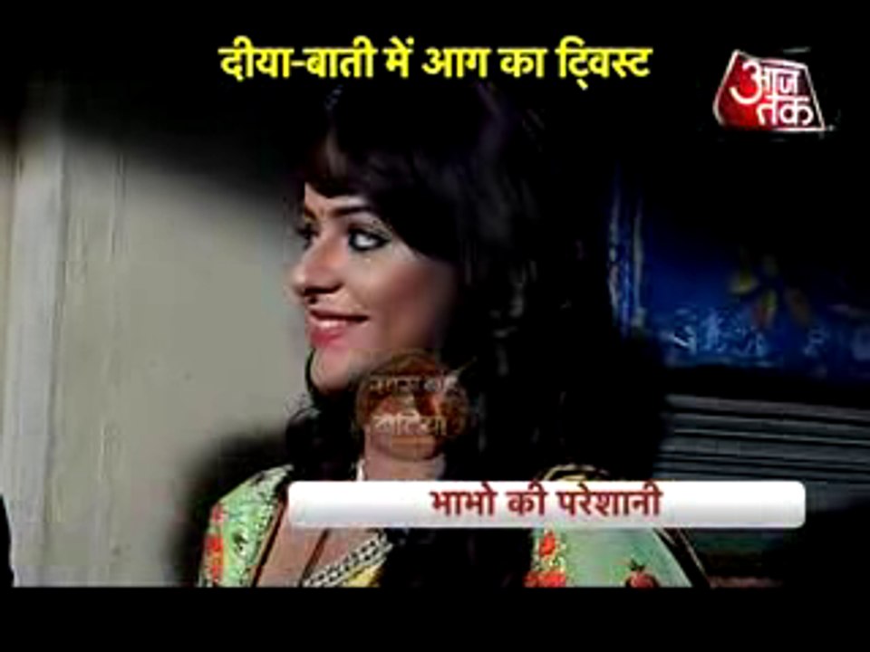 Diya Aur Baati Hum 12th March 2016 Aarzu Ko Kisi Doosre Ladke Ke Saath Dekh Kar Chotu Ko Hue Jalan
