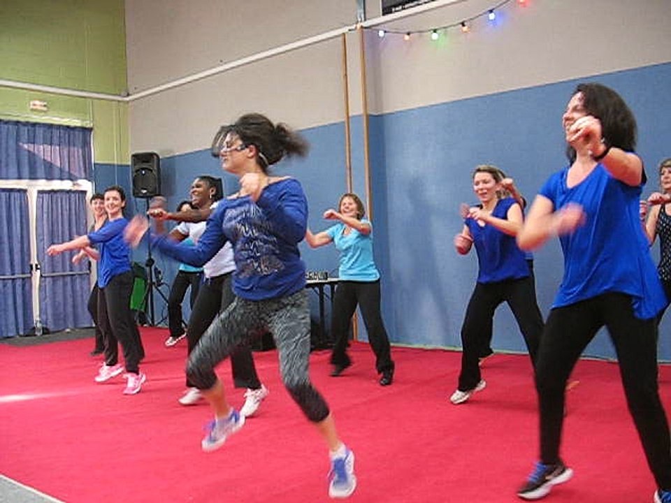 6 MARS 2016 FORUM ZUMBA AVEC SOLENNE