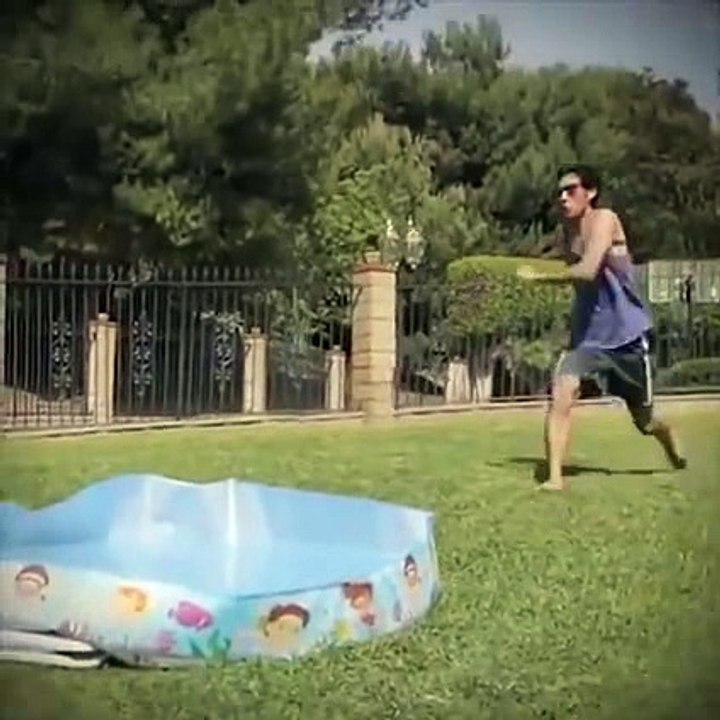 Awesomeeee video effects.