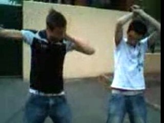 MC lulu dans sa prmière leçon 2 tecktonik