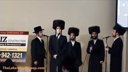 Motty Steinmetz Shira Choir at Lakewood Tomchei Shabbos Dinner The Lakewood Scoop