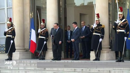 Hollande reçoit les sociaux-démocrates européens