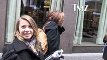 Bindi Irwin -- Handler Whales on Photog For Asking About SeaWorld