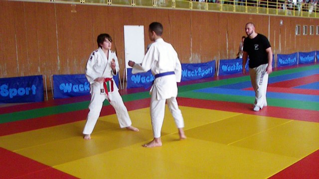 Tournoi St Soupplets minime Romain Spanhove 1er combat