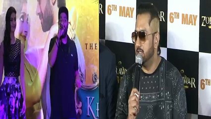 Shocking! Honey Singh Makes Fun Of Badshah; Calls Him NANO - Watch Video