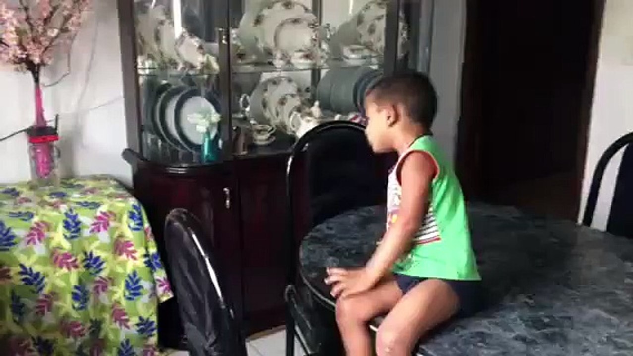 Jaydon elanjickal singing along