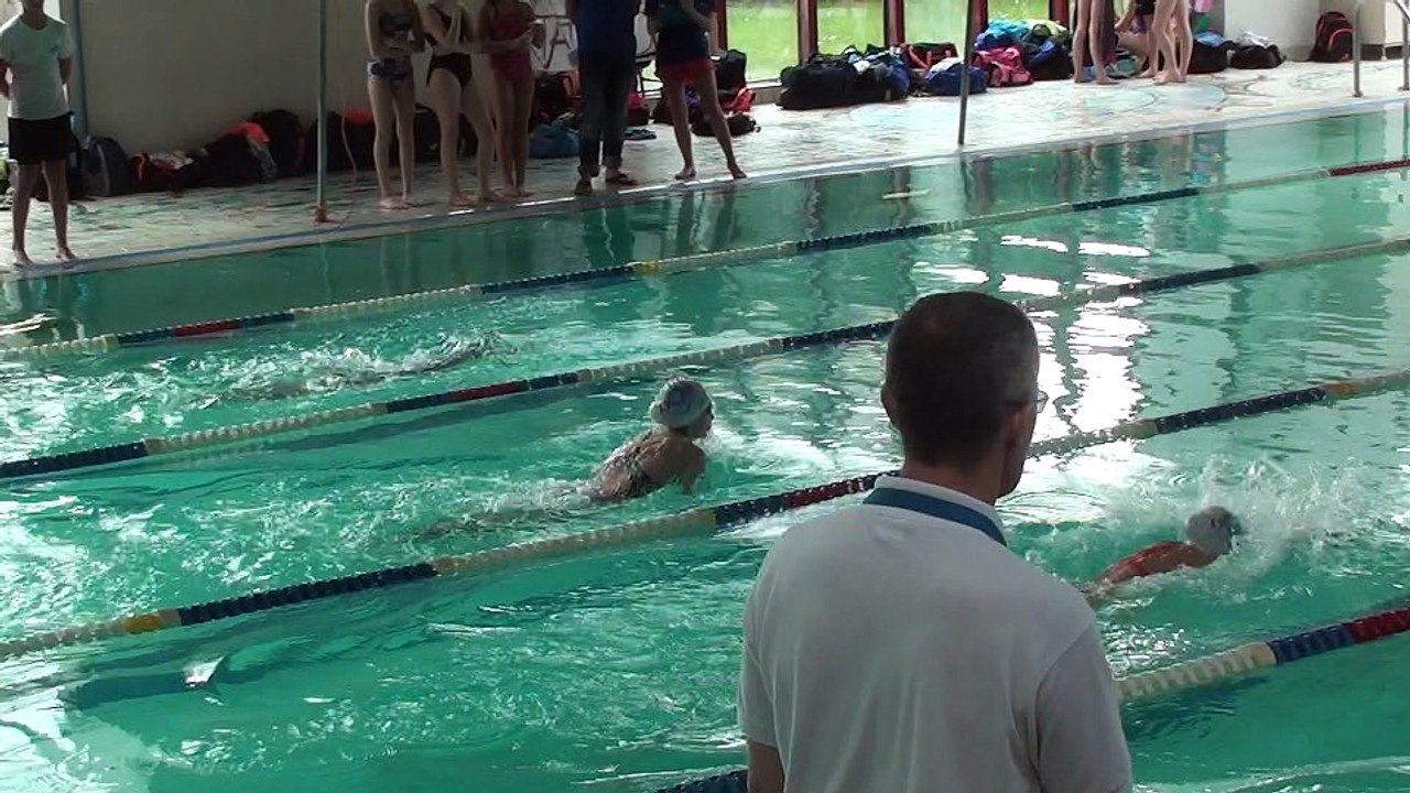 Rébecca Gensane remporte le 100 B d'OULLINS 2016 (1 24 24)