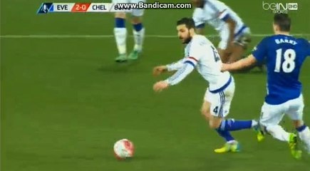 horror Faul barry red card  Everton vs Chelsea 2 - 0